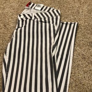 Women’s H&M Stripe skinny jean